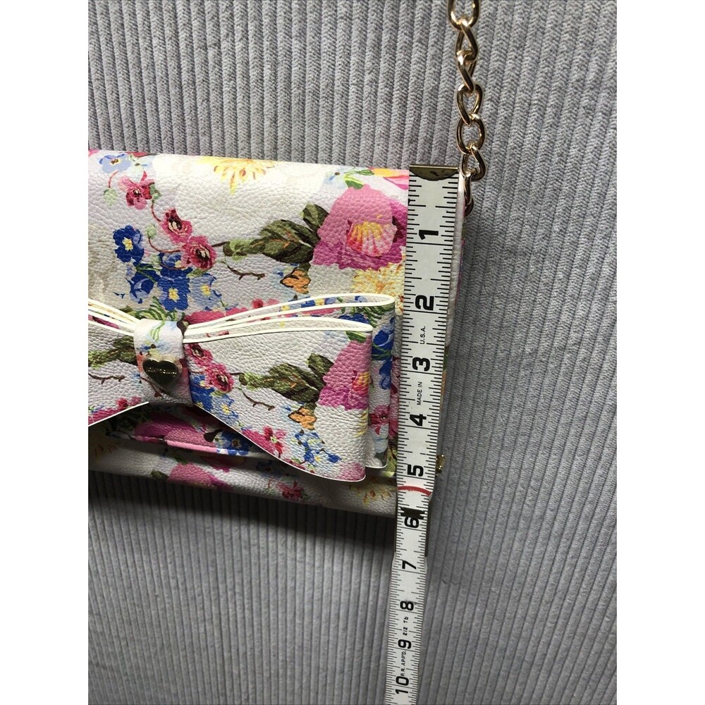 Betsy Johnson Crossbody Purse Floral Bow Inside Wallet Organization Pockets - Picture 10 of 15
